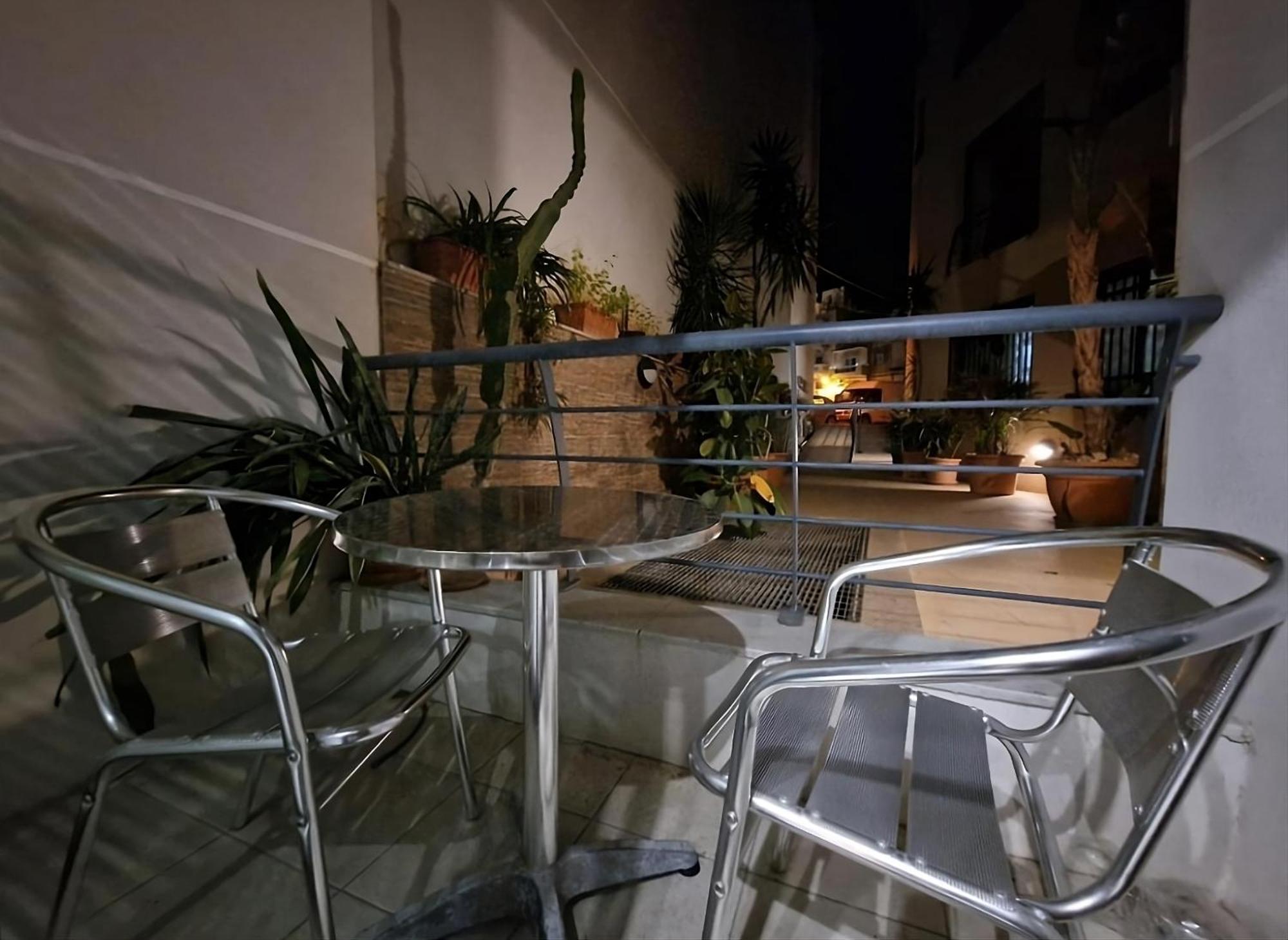 Bugibba Central Modern Apartment St. Paul's Bay Exterior photo